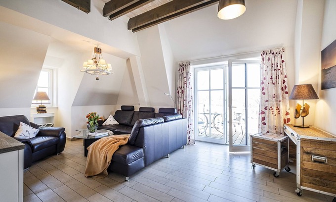Busum Apartment | Living under thatch - vacation apartment for 2 persons