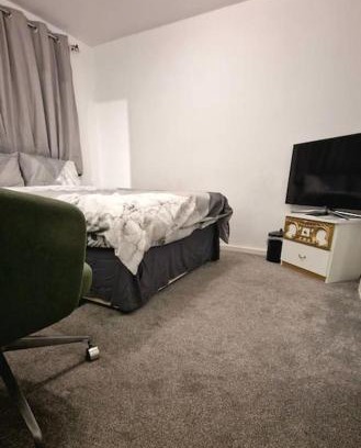 Dagenham Apartment | Lizola Homes Rooms