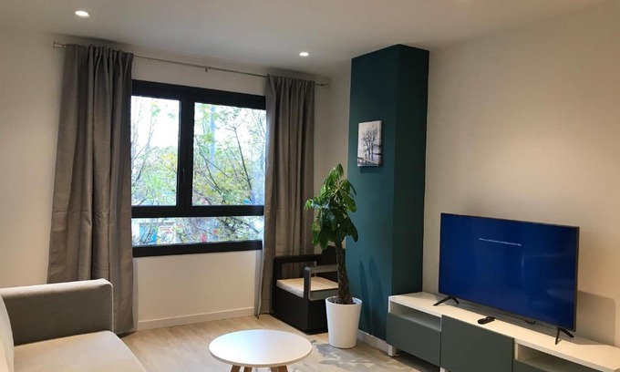 Sant Adria de Besos Apartment | Llull Home