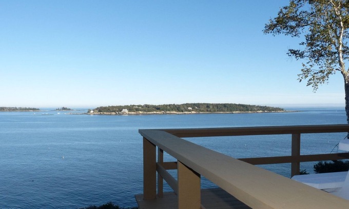East Boothbay Cottage | LobsterCliff Cottage - Oceanfront with Sweeping Panoramic Views!