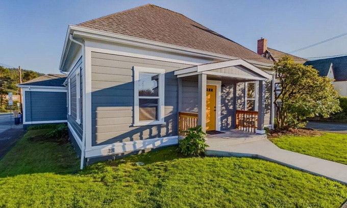 Arcata House | Located in Northtown Arcata, The Yellow Doors "A"