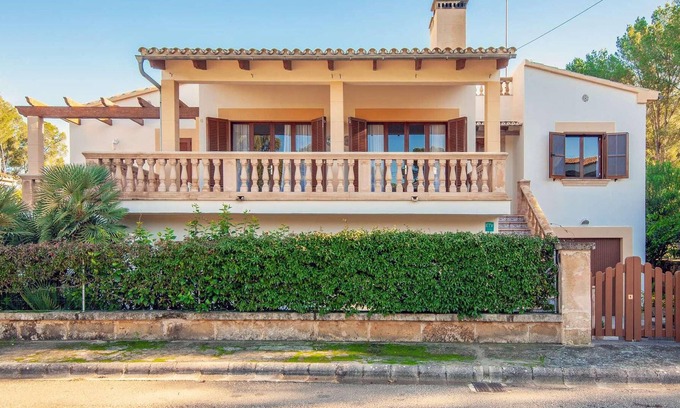 Cielo de Bonaire House | Located in the urban area of Bonaire, a suburb of Alcudia with its own small selection of bars, rest