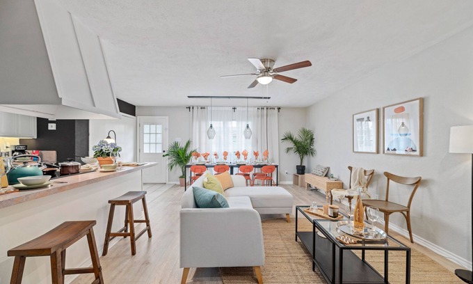 North Richland Hills House | Location! Cozy 3 Bedroom Home