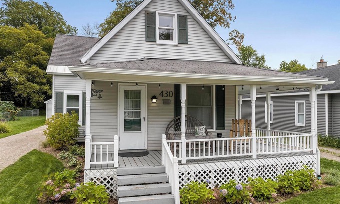 Boyne City House | Location! Clean, Comfortable, and Highly Rated! Few Dates Left in August, Hurry!