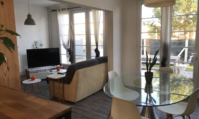 Saint-Trojan-les-Bains House | Location Maison 6 Personnes 100m de la Plage