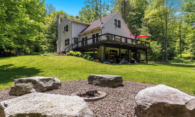 Kerhonkson House | Location location location! Hike into Minnewaska and Mohonk from front door!