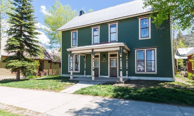 Crested Butte House | Location, Location Location! In the heart of town on Elk Ave, large home!