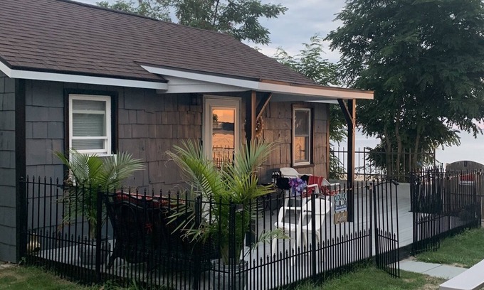 Sylvan Beach Cottage | Location, location,!! Step out of your cottage right to the sandy beach!