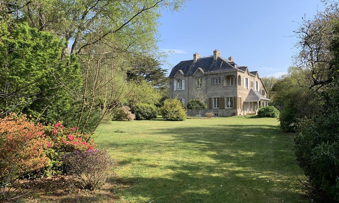 Locronan House | Locronan manor house in a superb park