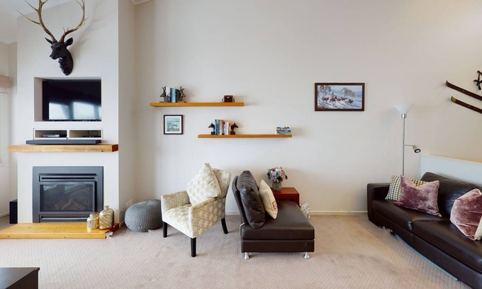 Perisher Valley Resort | Lodge Apartment (for 6), The Stables Resort Perisher