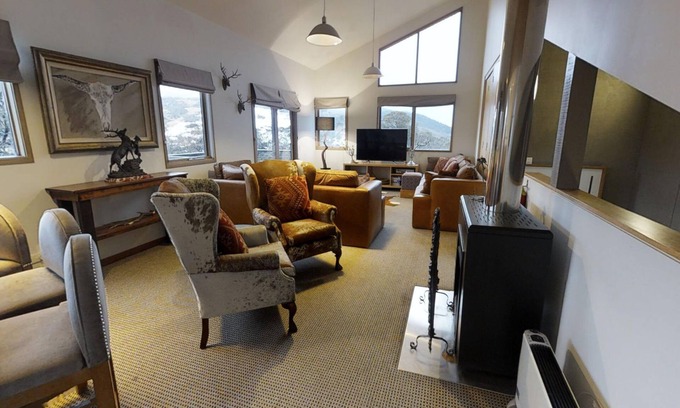 Perisher Valley Resort | Lodge Chalet (for 7), The Stables Resort Perisher
