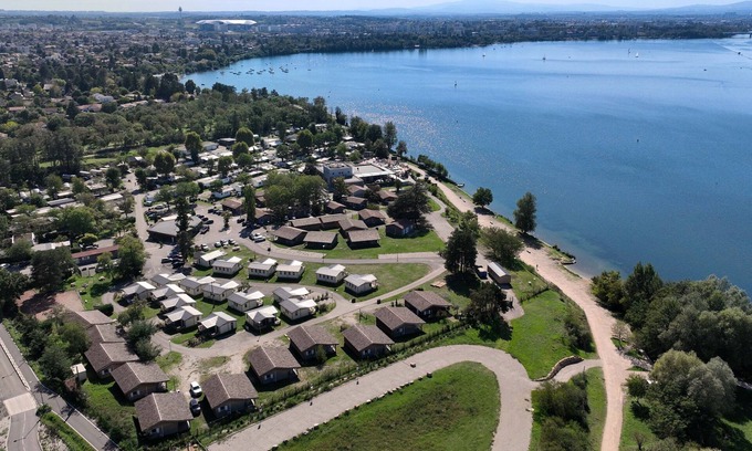 Meyzieu Nord Ouest RV Rental | Lodge-Hôtel & Spa les Voiles du Grand Large