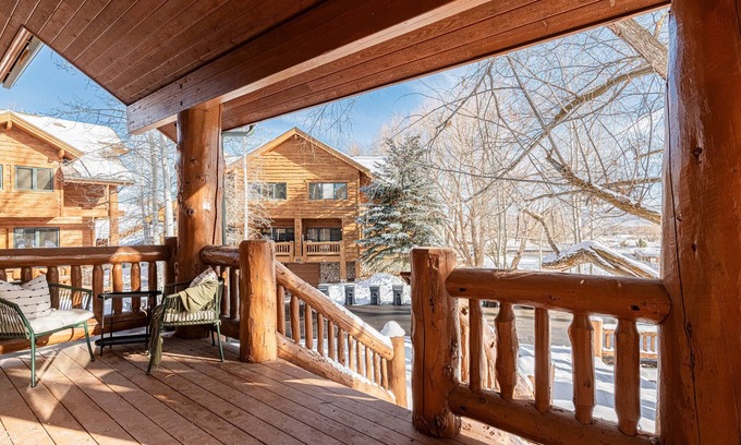 Park City Condo | Lodge Minutes to Ski Lifts - Free Bus - Park City Winterwolf Canyons