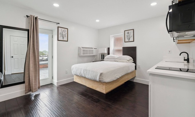 West Philadelphia Hotel | Lodgyy Suites