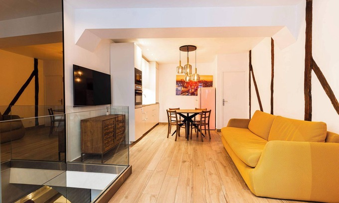 Saint-Merri Apartment | Loft 1 BR Marais, Notre Dame AC by LCC Agency