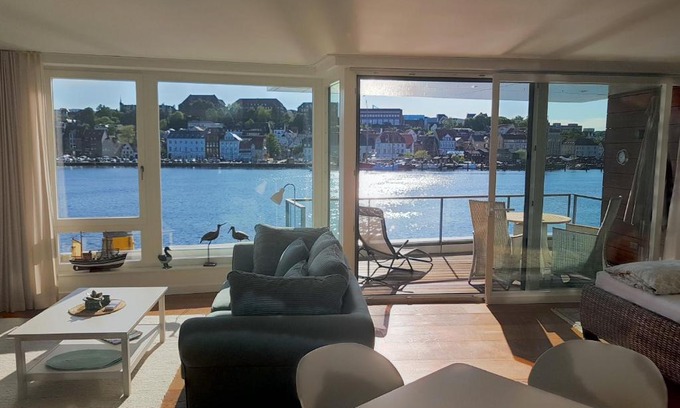 Flensburg Apartment | Loft 5 - Urlaub direkt an der Förde