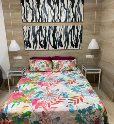 Los Tilos Apartment | Loft a 3 minutos de la estación central de bus y tren