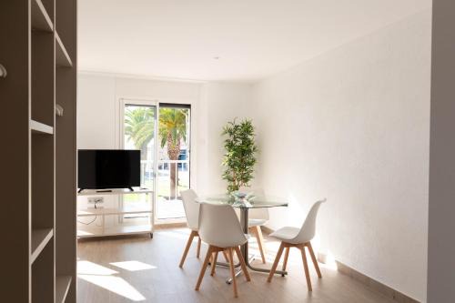 Palamos Apartment | Loft amb vistes al mar 150 mts to Nautical Club Christmas R