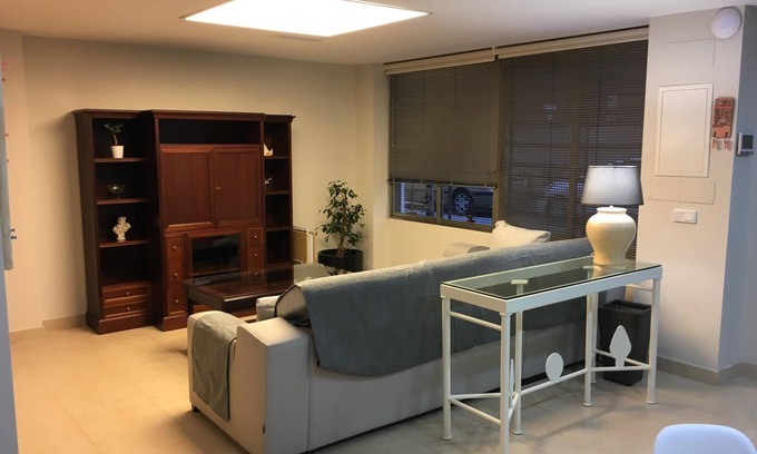 Cercadilla-Medina Azahara Apartment | LOFT AZAHAR CORDOBA STATION