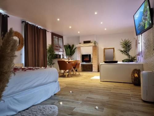 Saint-Prix House | loft indépendant JACUZZI jardin privatif 20min Paris