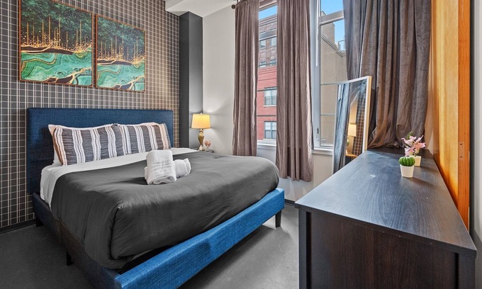 South End Apartment | Loft style 2BR unit in Boston Southend 3321