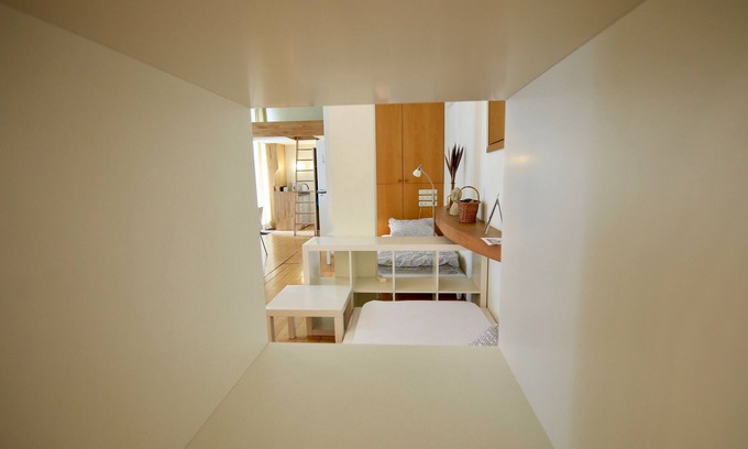 Oberhausen Apartment | Loft with parquet and designer lights by Ingo Maurer - attractive and stylish
