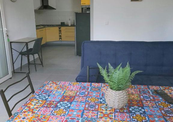 Le Lamentin Apartment | Logement Campagne Coquelicots Plaisance