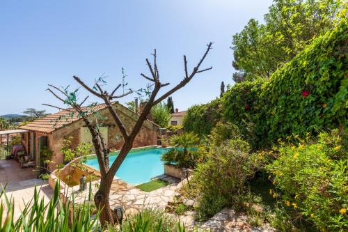 La Garde Apartment | Logement de charme les Araucarias