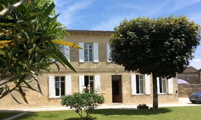 Saint-Emilion House | Logis de Villemaurine