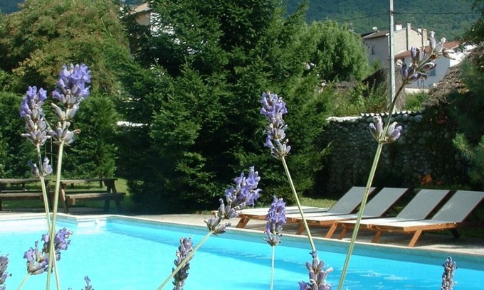 Saint-Jean-en-Royans Hotel | Logis Hôtel Restaurant Le Castel Fleuri