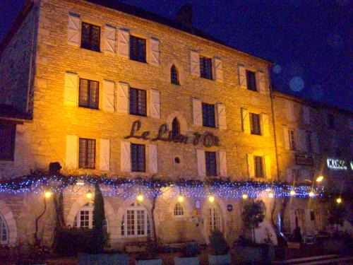 Gramat Hotel | Logis Hôtels - Hôtel et Restaurant Le Lion d'Or