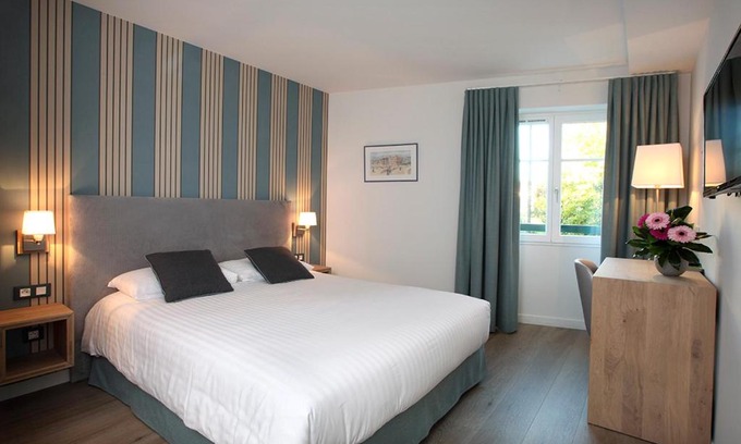 Saint-Pee-sur-Nivelle Hotel | Logis Hotel de la Nivelle