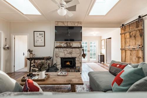Adaminaby House | Lola Cottage