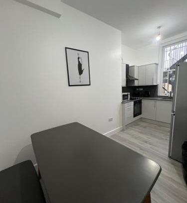 Highbury House | London rooms