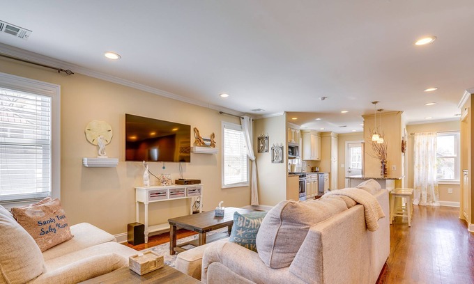 Long Branch House | Long Branch Home w/ Fenced Yard!