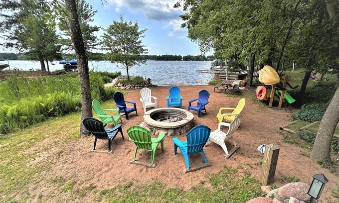 Phillips Condo | Long Lake North Periwinkle | 4 Bed, 2 Bath