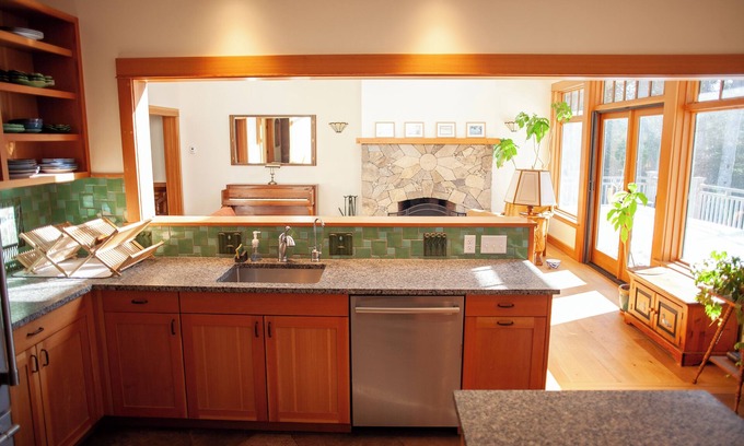 Mount Desert House | Long Pond Lodge - Gorgeous Lakefront Home in Acadia National Park