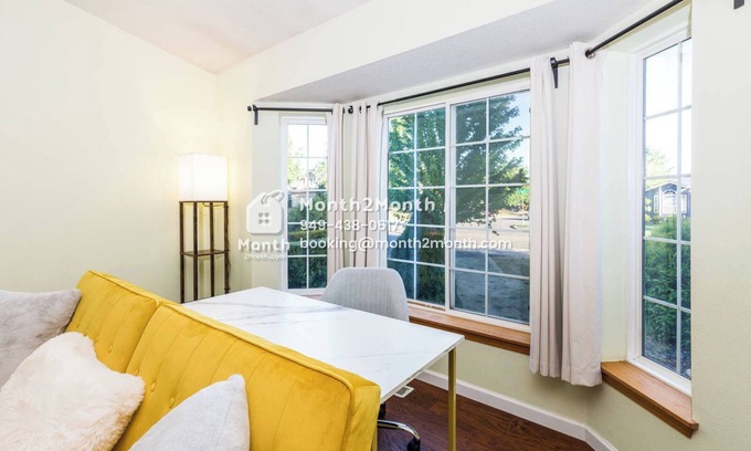 Hillsboro House | Long Stay Available & High Speed Wi-Fi & WFH & Relocation & Renovation #41769