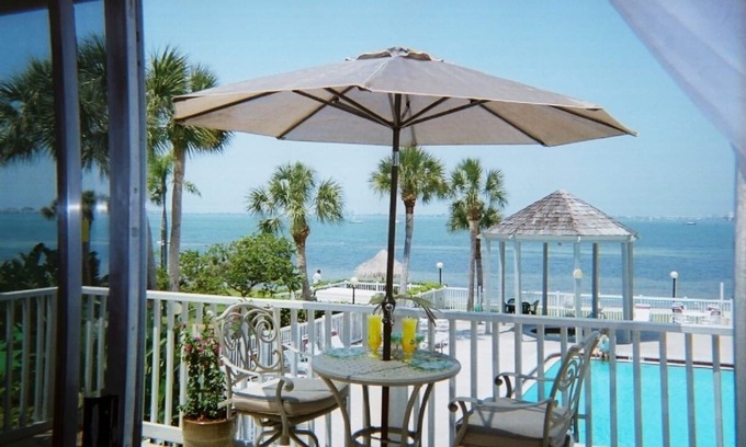Bayview Condo | Long Term 5/1-12/31 Spectacular View, Private Beach,Kayak, Dolphins.Flex dates