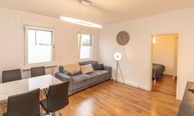 Sprendlingen House | Long-term rental:Complete house for companies!