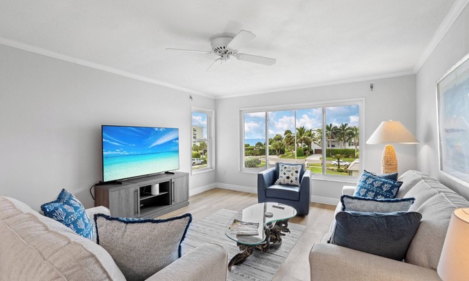 Longboat Key Condo | Longboat Arms #302C by RVA