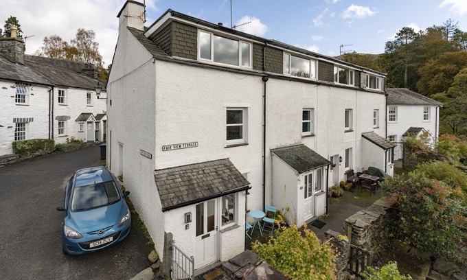 Ambleside House | Look Far - Spacious - Fabulous Views - Ambleside