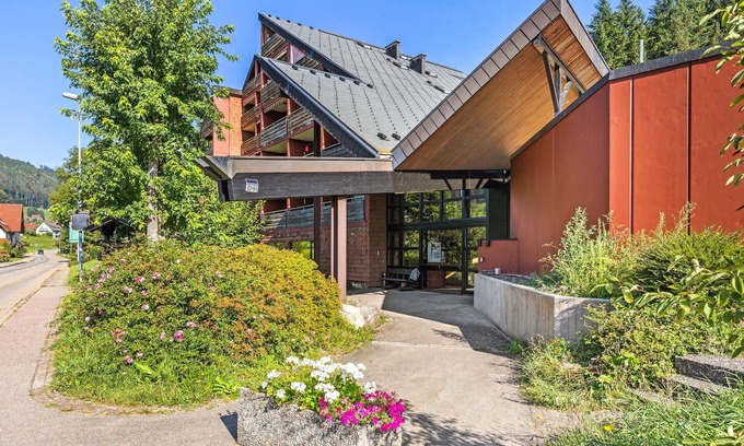 Tonbach Apartment | Look forward to a relaxing vacation close to nature in this cozy vacation apartment.