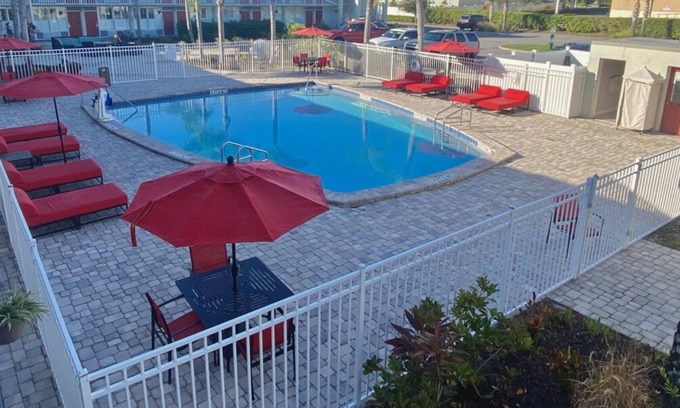 June Park House | Look No Further! Free Breakfast, Free Parking, Near Museum of Arts and Science