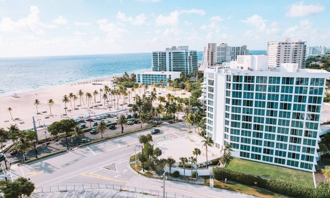 Central Beach Resort | Look No Further 2 Relaxing Units, Ocean View, Outdoor Infinity Pool!