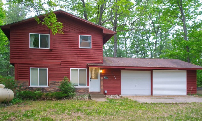 Kalkaska House | Loon Lodge on Bear Lake