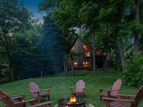 Crosby House | Loonstar Lodge