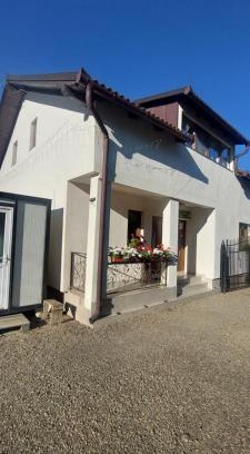 Lunca de Sus House | Lopofa
