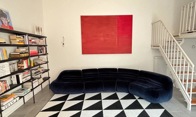 Loreto Apartment | Loreto White Loft | 15min from Duomo