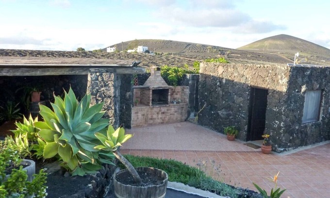Tinajo Apartment | Los Frailes Eco Finca B